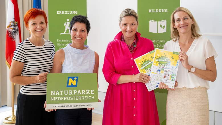 Cornelia Kassil und Jasmine Bachmann, LR Susanne Rosenkranz, Sandra Klingelhöfer (Land NÖ), © NLK Buchhart